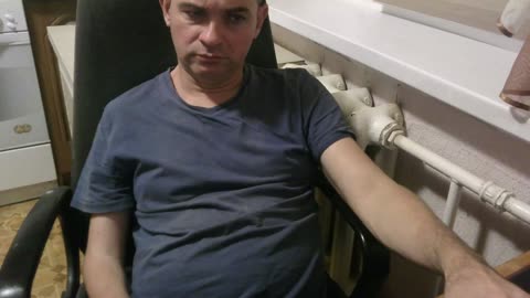 Preview photo of webcam model qaz75va on BongaCams