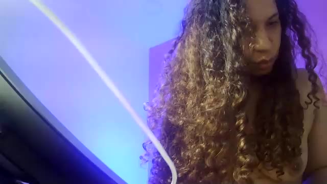 gatubelahotxxx në Chaturbate: foto dhe profili