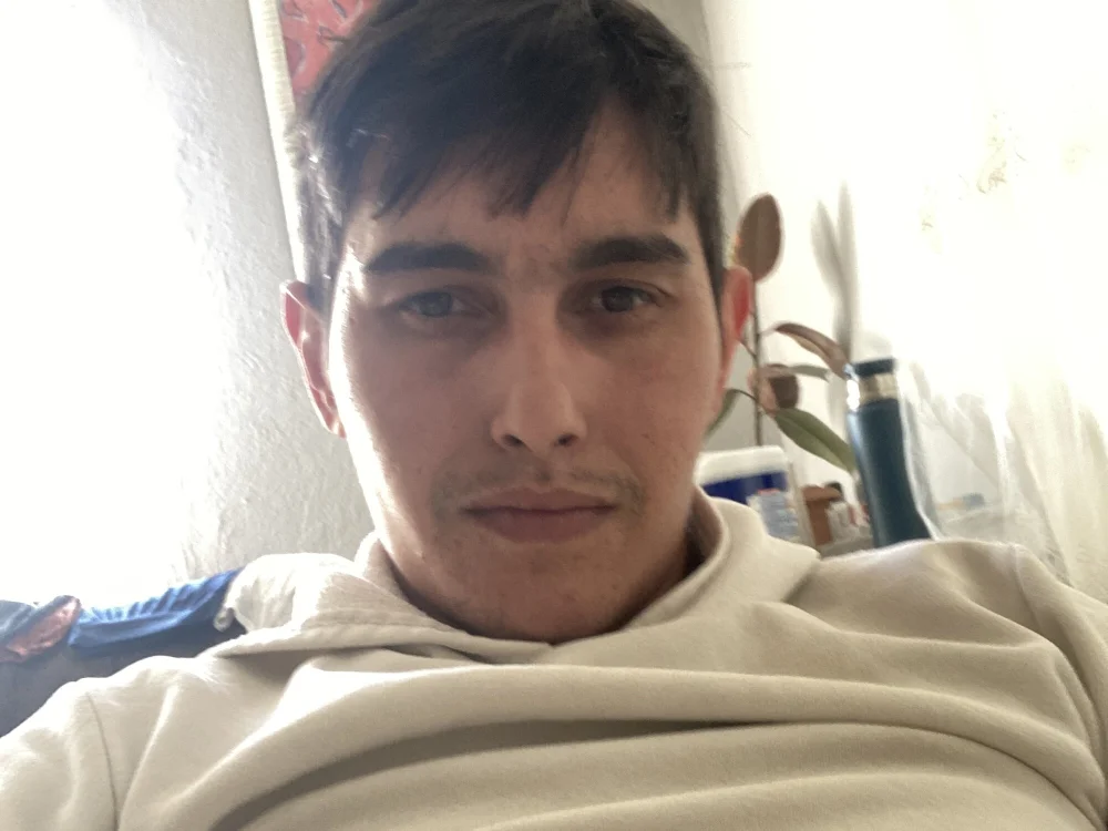 Preview photo of webcam model ozcan57 on Stripchat