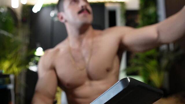 dante-santos: عارضة كاميرا ويب على Flirt4Free