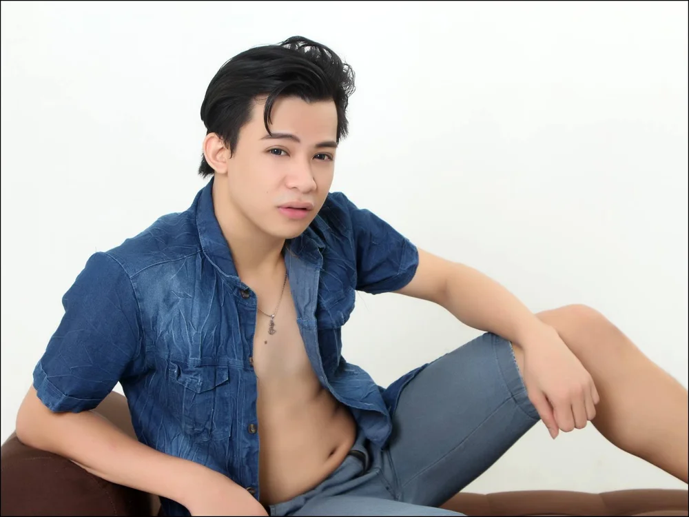 AsianCUMQUICKLY — Stripchat: ფოტოები და პროფილი