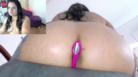 Preview photo of webcam model emma-sexxy on BongaCams