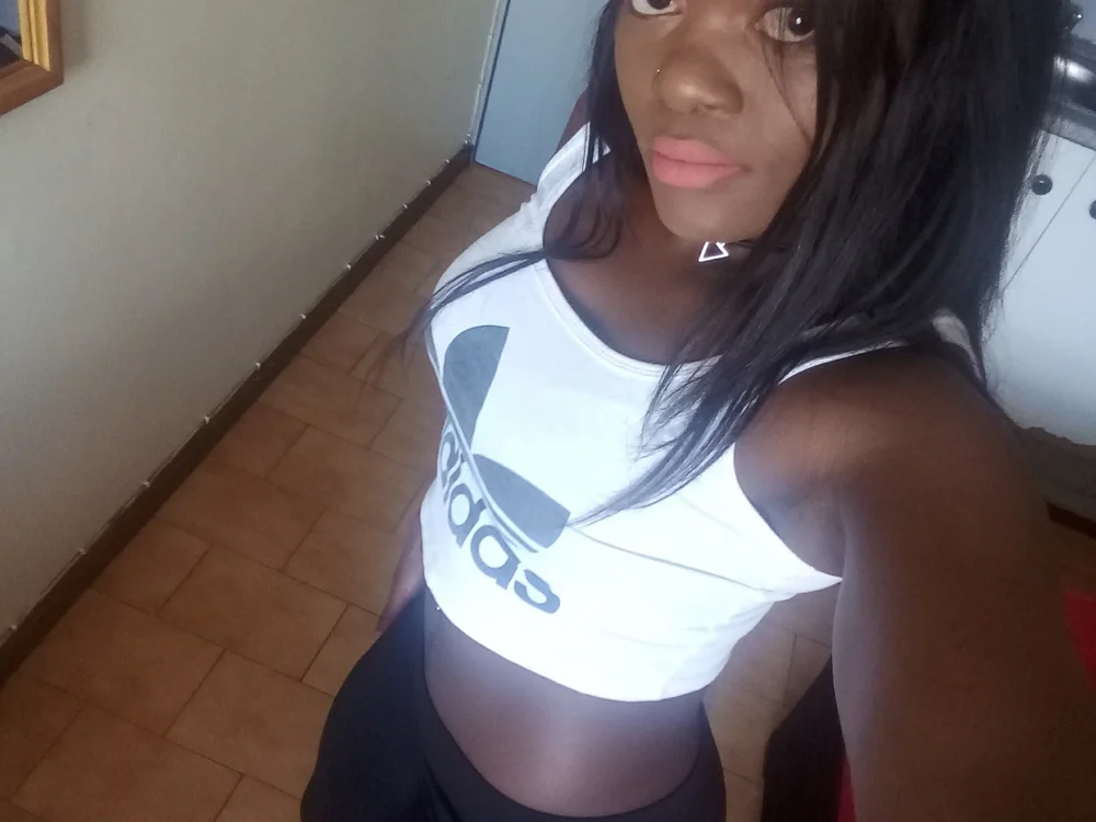 FitSelina66, webcammodel op Stripchat: foto's