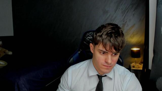 ervin-bloom, webcammodel på Flirt4Free: fotos