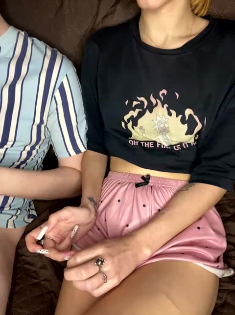 Preview photo of webcam model linatwins on BongaCams