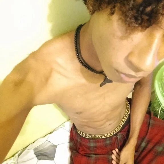 Badboy_00s, webcammodell på Stripchat: bilder