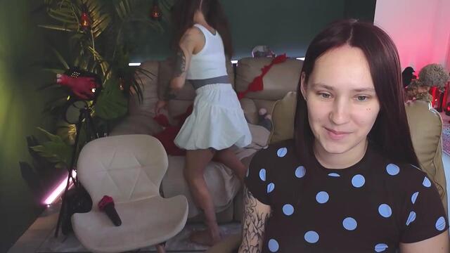 jess-and-erica-and-sofy – Webcam-Modell auf Flirt4Free