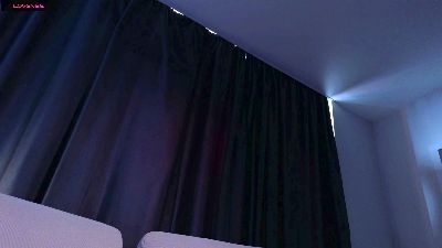 Preview photo of webcam model s3xyes on Cam4