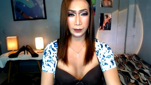 wildyhuriets, model webcam de BongaCams: fotos