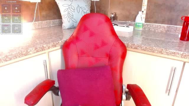 saramarks, webcammodell på XloveCam: bilder