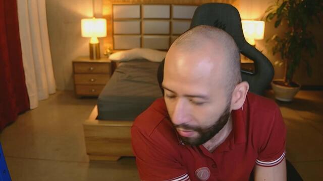 Preview photo of webcam model justin-hilton on Flirt4Free