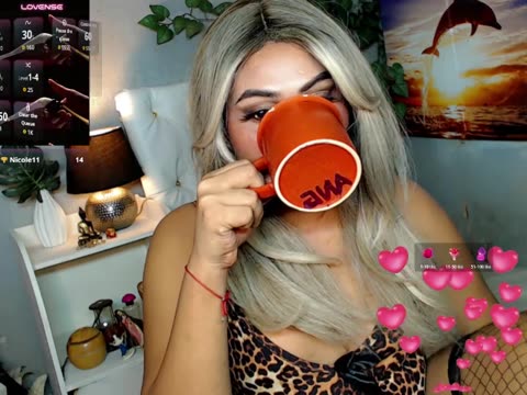 selenasummer16 – Webcam-Modell auf BongaCams