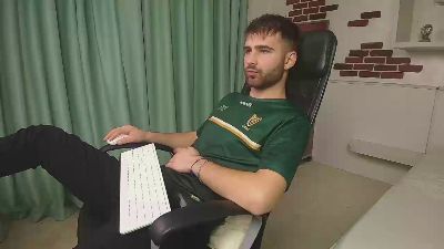 kyloeast na Cam4: fotky a profil