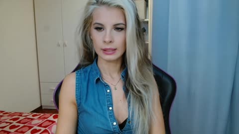 kristinenatural, webcammodell på BongaCams: bilder