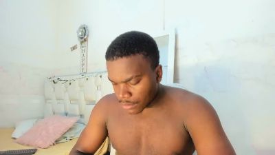 ben_castro na Cam4: zdjęcia i profil