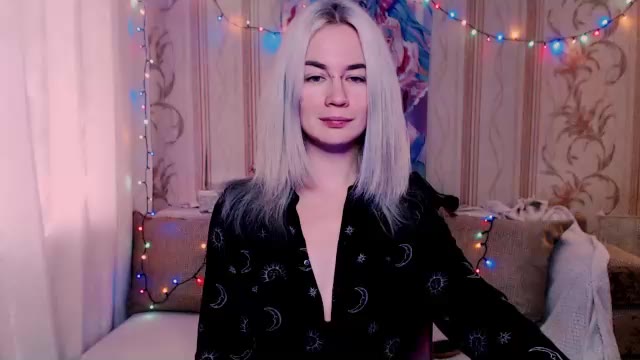carinfox (Chaturbate): fotod ja profiil
