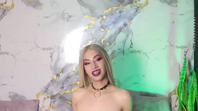 Фото вебкам-модели briana_white на Chaturbate