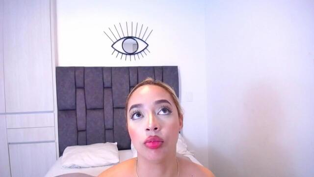 zoe-kruz, model webcam de Flirt4Free: fotos