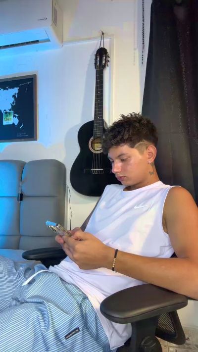 naughty_daniel – Webcam-Modell auf Cam4