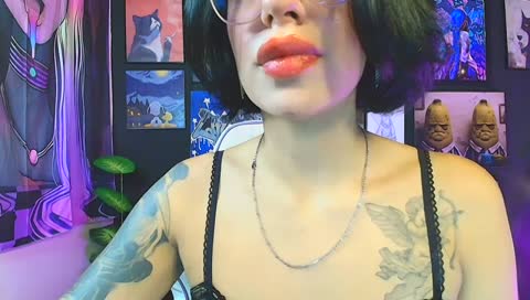 Preview photo of webcam model erotiicalexa on XloveCam