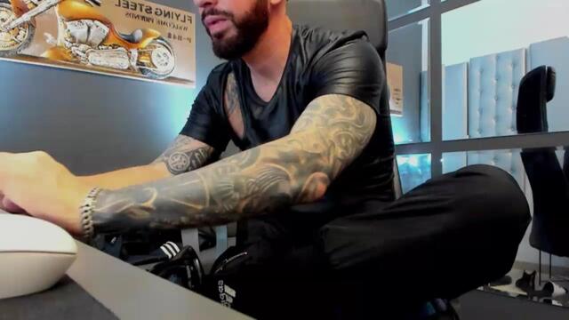 armand na Flirt4Free: fotky a profil