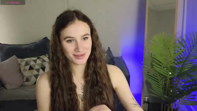 Preview photo of webcam model _ju_ju_ on Chaturbate