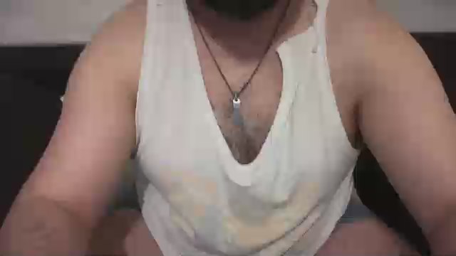 jjames87 – уебкам модел в Cam4: снимки