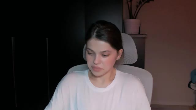 melissabrang, modelo webcam de Chaturbate: fotos