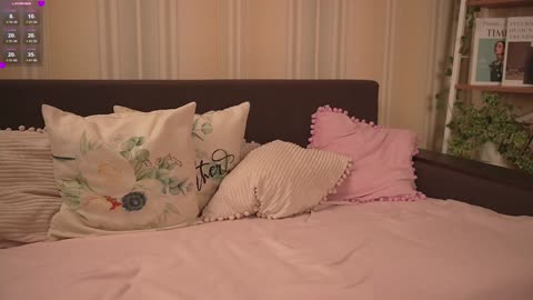 kimtease, model webcam de BongaCams: fotos
