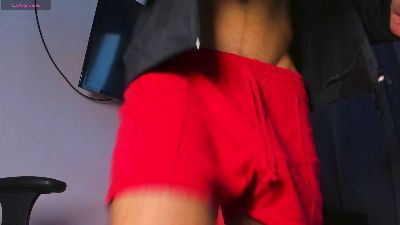 kuzzco, model webcam de Cam4: fotos