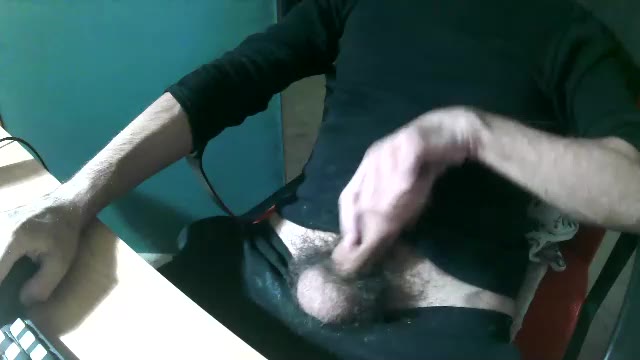 waitingyourlips84, webcammodell på Chaturbate: bilder