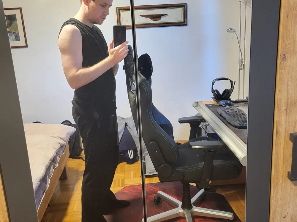 noidentiti, μοντέλο webcam στο Stripchat