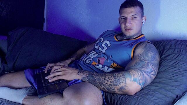 shane-clay – Webcam-Modell auf Flirt4Free