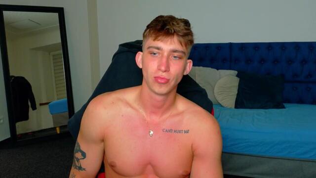 Preview photo of webcam model mikalai-zhuk on Flirt4Free