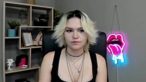 sweetlilyxo — BongaCams वेबकैम मॉडल: फ़ोटो