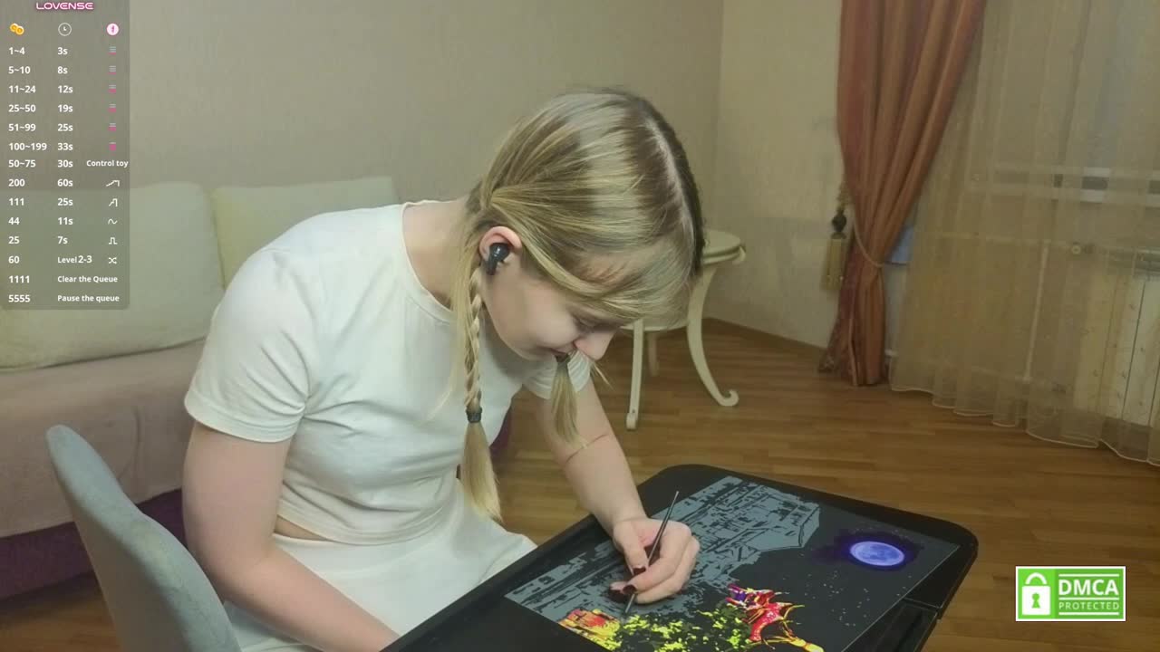 nicolespritzer — XloveCam वेबकैम मॉडल: फ़ोटो