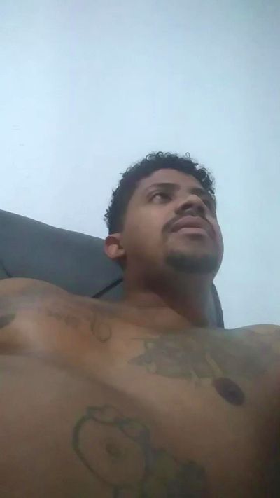 threem232 na Cam4: fotky a profil