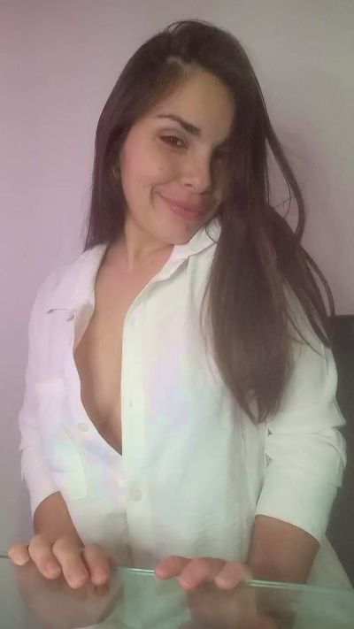 desiree025 në Cam4: foto dhe profili