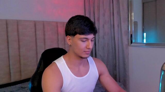 valkor-rian, modelo webcam de Flirt4Free: fotos