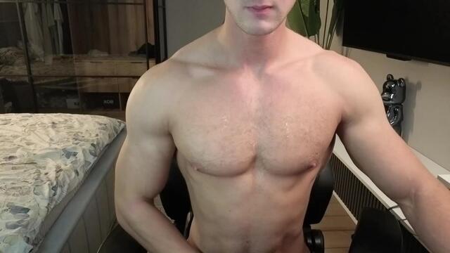 Preview photo of webcam model richard-mils on Flirt4Free