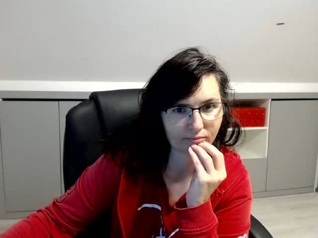 sweetlouise – Webcam-Modell auf XloveCam