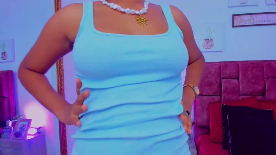 meganwlliams (XloveCam): ảnh người mẫu webcam