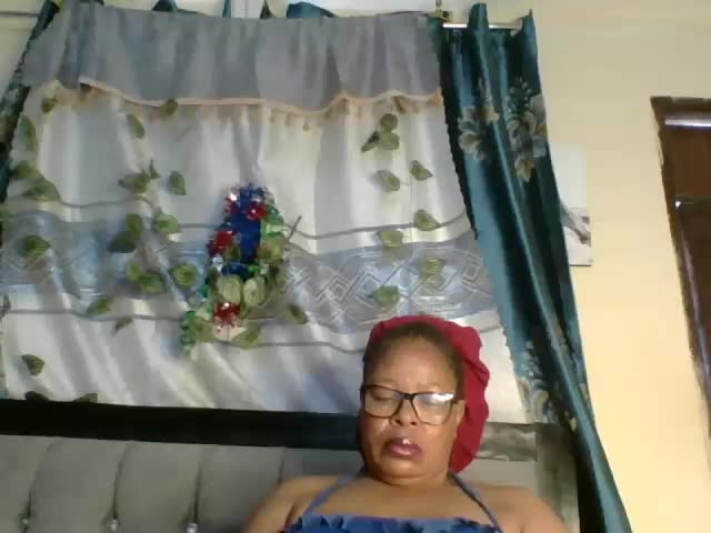 heavyass69 – XloveCam webkamerás modell