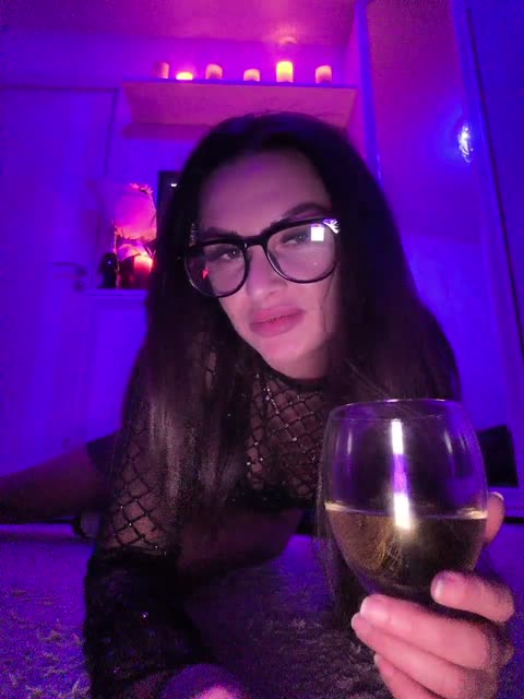 zlatovlaskaa — BongaCams वेबकैम मॉडल: फ़ोटो