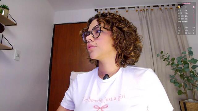 marylin-stone, webcammodel på Flirt4Free: fotos