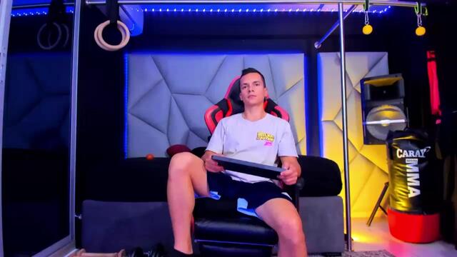 ayden-miller — Flirt4Free՝ լուսանկարներ և պրոֆիլ