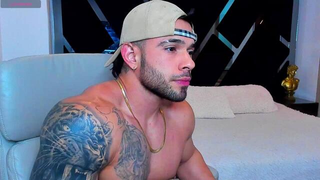 ray-torres, modèle webcam Flirt4Free : photos