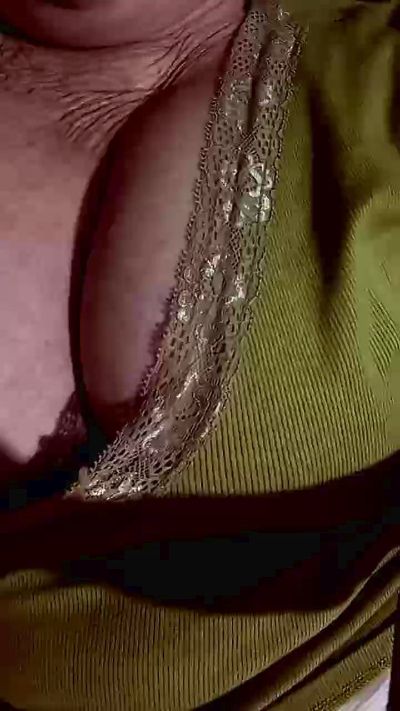 mroyal – уебкам модел в Cam4: снимки