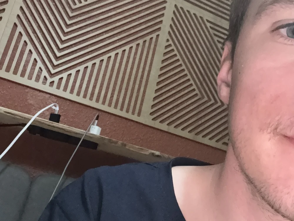 laoloooo (Stripchat): nuotraukos, profilis