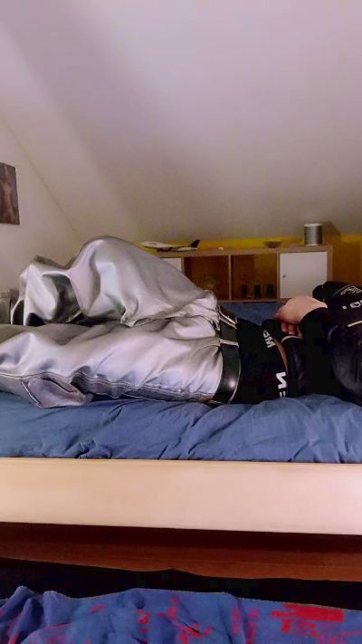 Preview photo of webcam model fetishjeans on Cam4